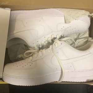 Nike Air Force 1